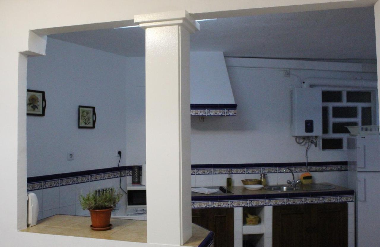 Al Pie Del Camarin Con Parking Gratis Appartement Jaén Buitenkant foto